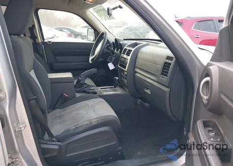 2007 Dodge Nitro Sxt из США, поврежденный, VIN 1D8GU28K67W700408